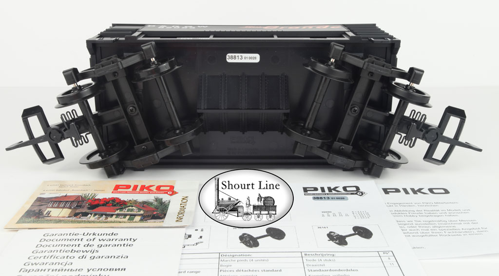 PIKO 38813 D&RGW Ore-Car Single bay open top 4 axles hook n Loop couplers  bottom view with parts list, warranty and documents